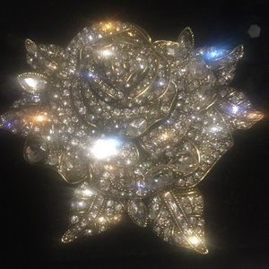 Brooch/Gold plated HEIDI DAUS